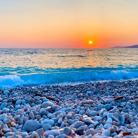 ホテル Golden Berden Hotel Sarandë